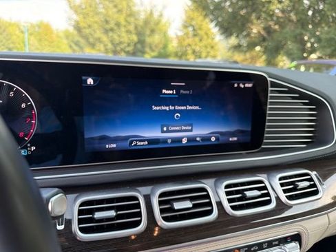 Used 2024 Mercedes-Benz GLE 350 4MATIC image 25