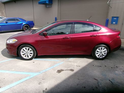 Used 2015 Dodge Dart Aero FWD image 2