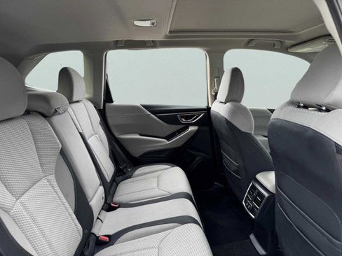 Used 2020 Subaru Forester Premium image 42