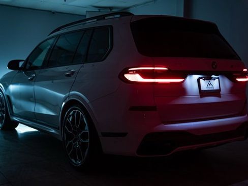 Used 2026 BMW X7 M60i image 39