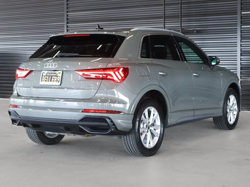 Used 2022 Audi Q3 2.0T Premium w/ Convenience Package AWD/4WD image 13