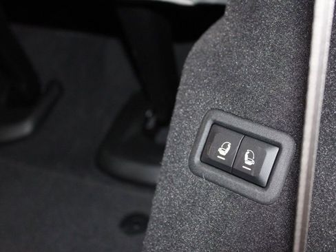 Used 2023 Jeep Grand Wagoneer 4WD image 46