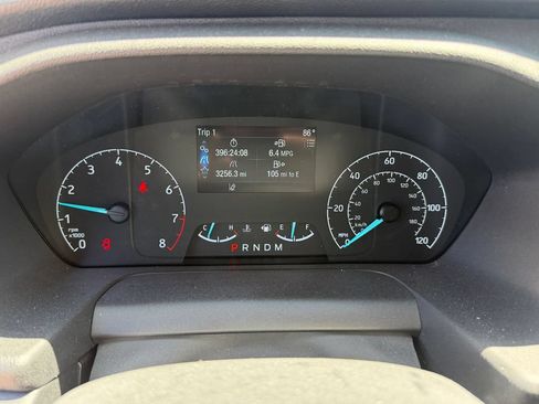 Used 2024 Ford Transit 350 XLT RWD image 2