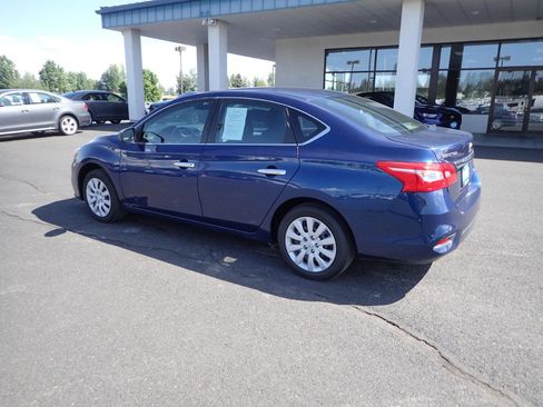 Used 2018 Nissan Sentra S FWD image 3