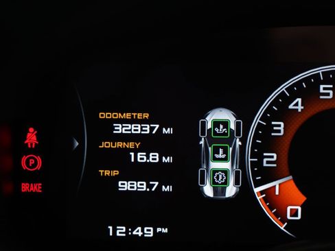 Used 2017 McLaren 570S Coupe RWD image 28