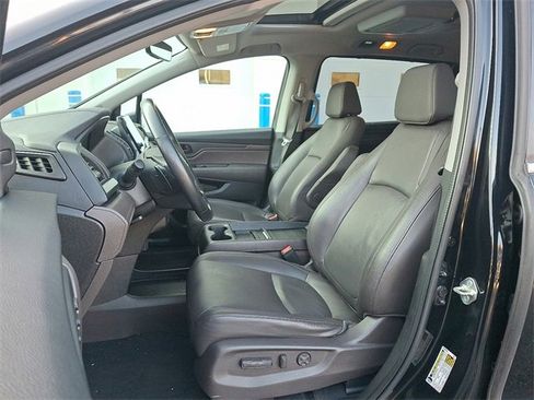 Used 2018 Honda Odyssey EX-L image 16
