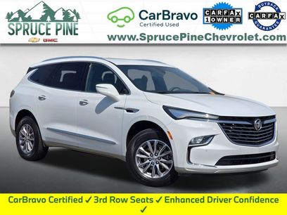 Used 2023 Buick Enclave Essence