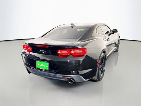 Used 2020 Chevrolet Camaro LT RWD image 10