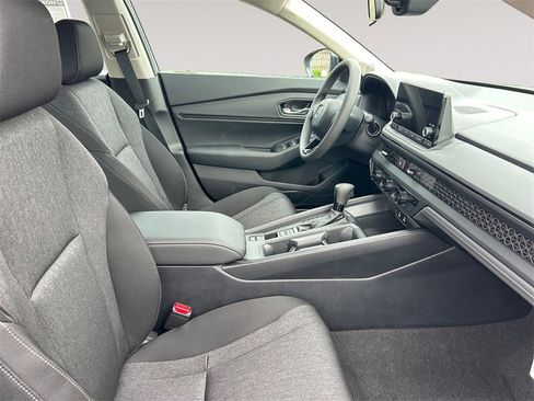 New 2025 Honda Accord SE image 15