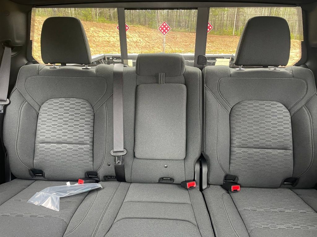 New 2026 RAM 1500 Big Horn AWD/4WD image 19