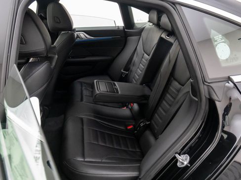 Used 2025 BMW i4 xDrive40i w/ Premium Package image 16