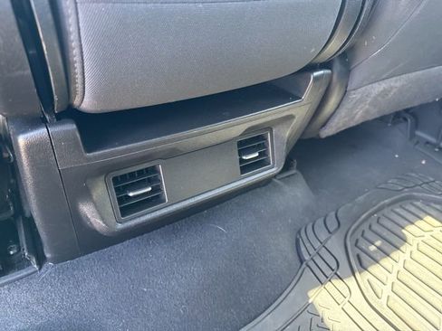 Used 2021 Chevrolet Silverado 1500 Custom Trail Boss image 16