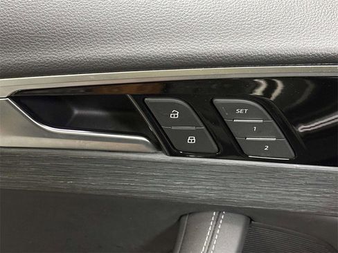 Used 2023 Audi A4 2.0T Premium Plus w/ Premium Plus Package image 11