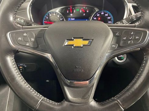 Used 2019 Chevrolet Equinox LT FWD image 10