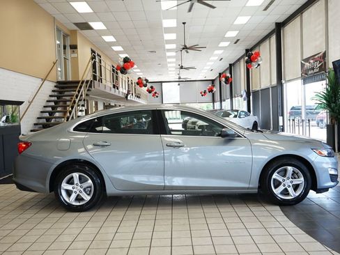 Used 2023 Chevrolet Malibu LS w/ Driver Confidence Package image 17