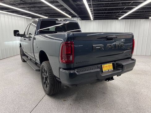 Used 2026 RAM 2500 Laramie AWD/4WD image 4