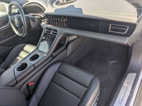 New 2025 Porsche Taycan 4S AWD/4WD image 25