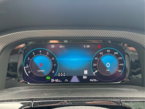 Used 2025 Volkswagen Atlas Cross Sport SEL R-Line AWD/4WD image 7