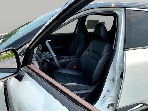 Certified 2023 Nissan Rogue SL AWD/4WD image 24