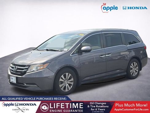 Used 2016 Honda Odyssey SE image 3