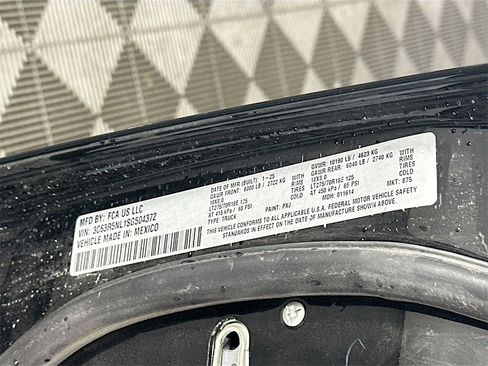 New 2025 RAM 2500 Laramie image 19