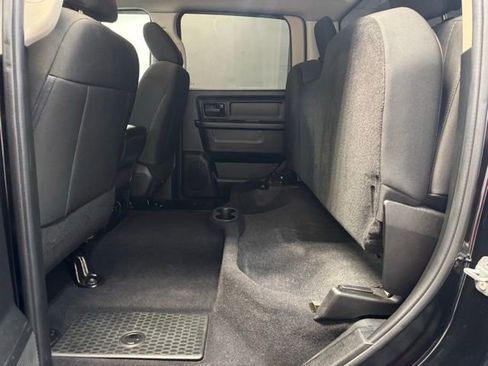 Used 2019 RAM 1500 Express w/ Wheel & Sound Group AWD/4WD image 27