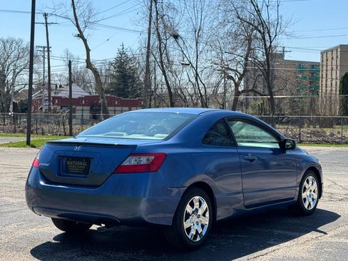 Used 2010 Honda Civic LX image 6