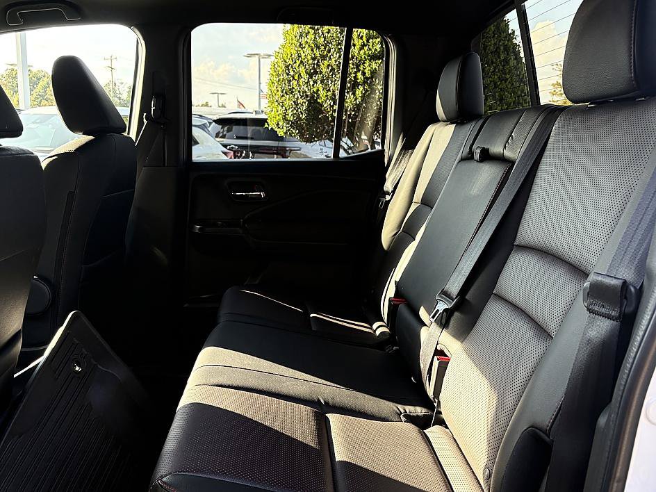 Used 2023 Honda Ridgeline Black Edition image 10
