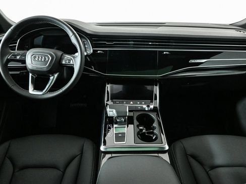 New 2025 Audi Q8 Premium image 19