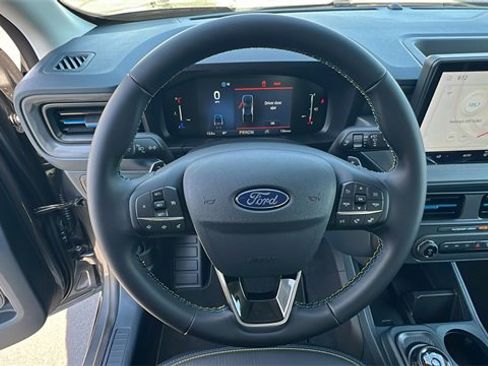 New 2025 Ford Maverick Lobo image 26