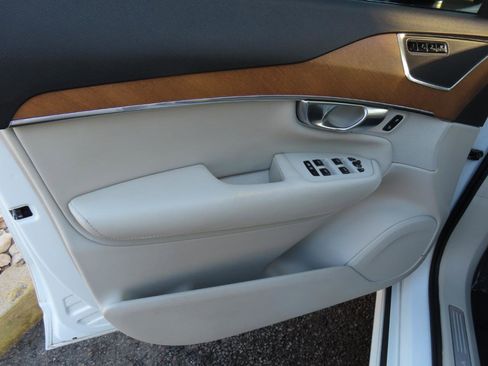 Used 2018 Volvo XC90 T6 Inscription w/ Convenience Package image 10