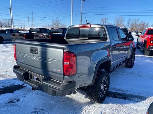 Used 2022 Chevrolet Colorado ZR2 image 5