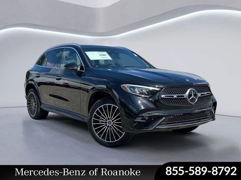 New 2025 Mercedes-Benz GLC 300 4MATIC image 1