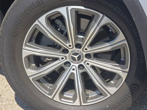 Certified 2026 Mercedes-Benz GLC 300 4MATIC image 11