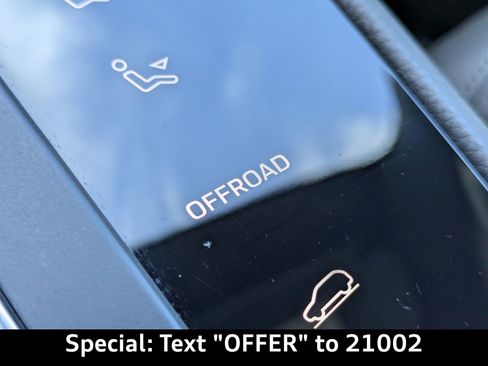 Used 2022 Porsche Macan image 27