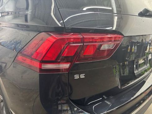 Used 2022 Volkswagen Tiguan SE image 7