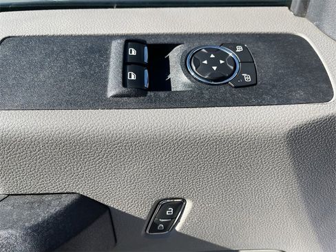 Used 2019 Ford F250 XL w/ Power Equipment Group image 7