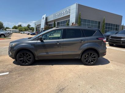 Used 2017 Ford Escape SE w/ Equipment Group 201A