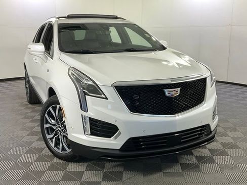 Certified 2023 Cadillac XT5 Sportv w/ Technology Package AWD/4WD image 38