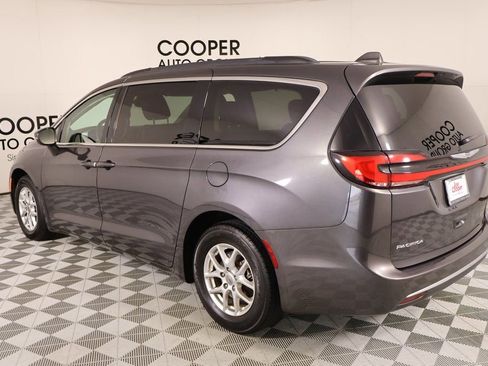 Used 2022 Chrysler Pacifica Touring-L image 22