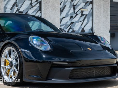 Used 2022 Porsche 911 GT3 RWD image 2