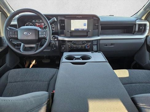 Certified 2025 Ford F250 XL AWD/4WD image 16