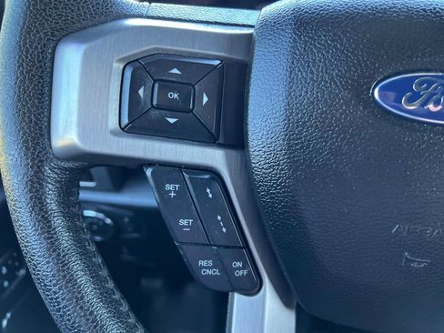 Used 2015 Ford F150 Platinum w/ Equipment Group 701A Luxury image 18