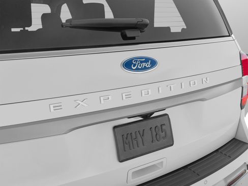 Used 2023 Ford Expedition XLT RWD image 59