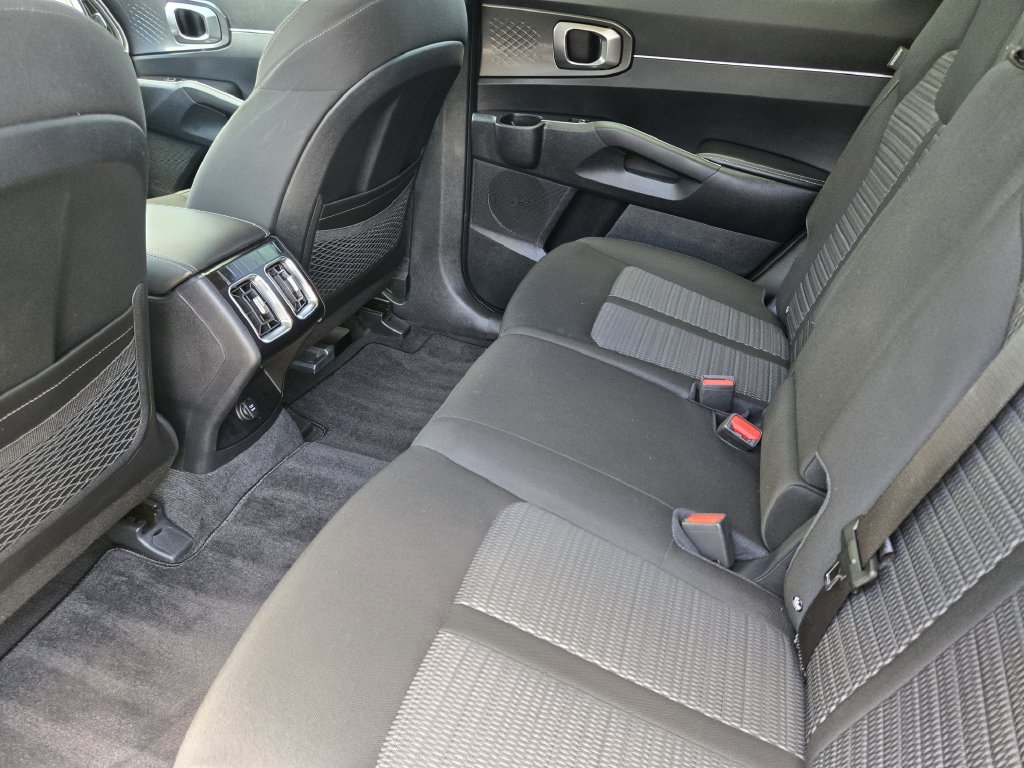 New 2026 Kia Sorento LX FWD image 19