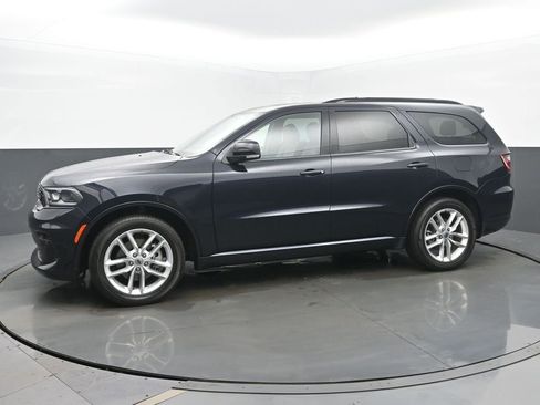 Used 2024 Dodge Durango GT RWD image 2