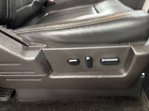 Used 2014 Ford F150 FX4 w/ Equipment Group 402A Luxury image 18