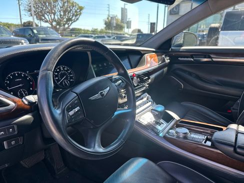 Used 2017 Genesis G90 5.0 Ultimate RWD image 13