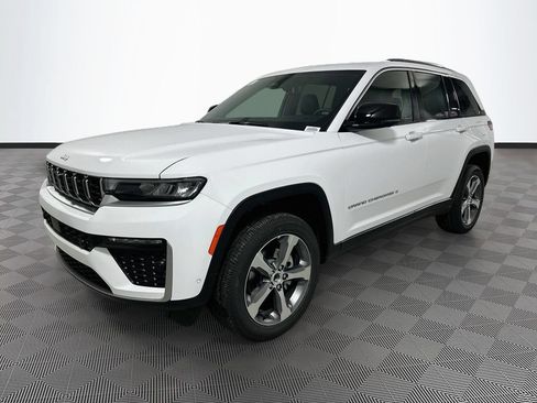 New 2026 Jeep Grand Cherokee Limited w/ Luxury Tech Group II AWD/4WD image 23