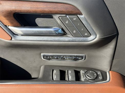 Certified 2025 GMC Sierra 1500 Denali Ultimate image 15